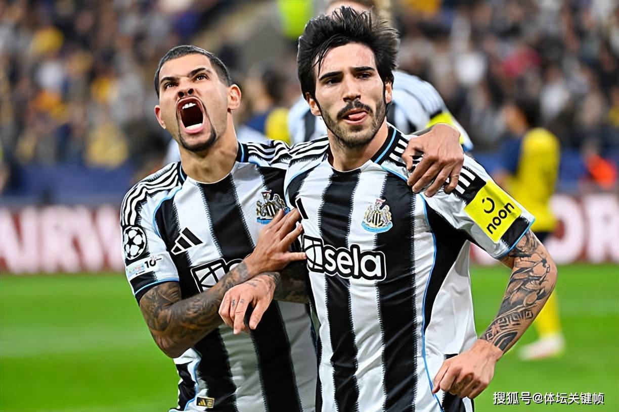 卡里克铁腕清洗多名旧将！曼联豪购五大新援，新赛季梦幻阵曝光